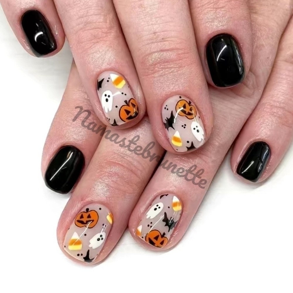 2/$16 Halloween Press On Nails 🎃👻
